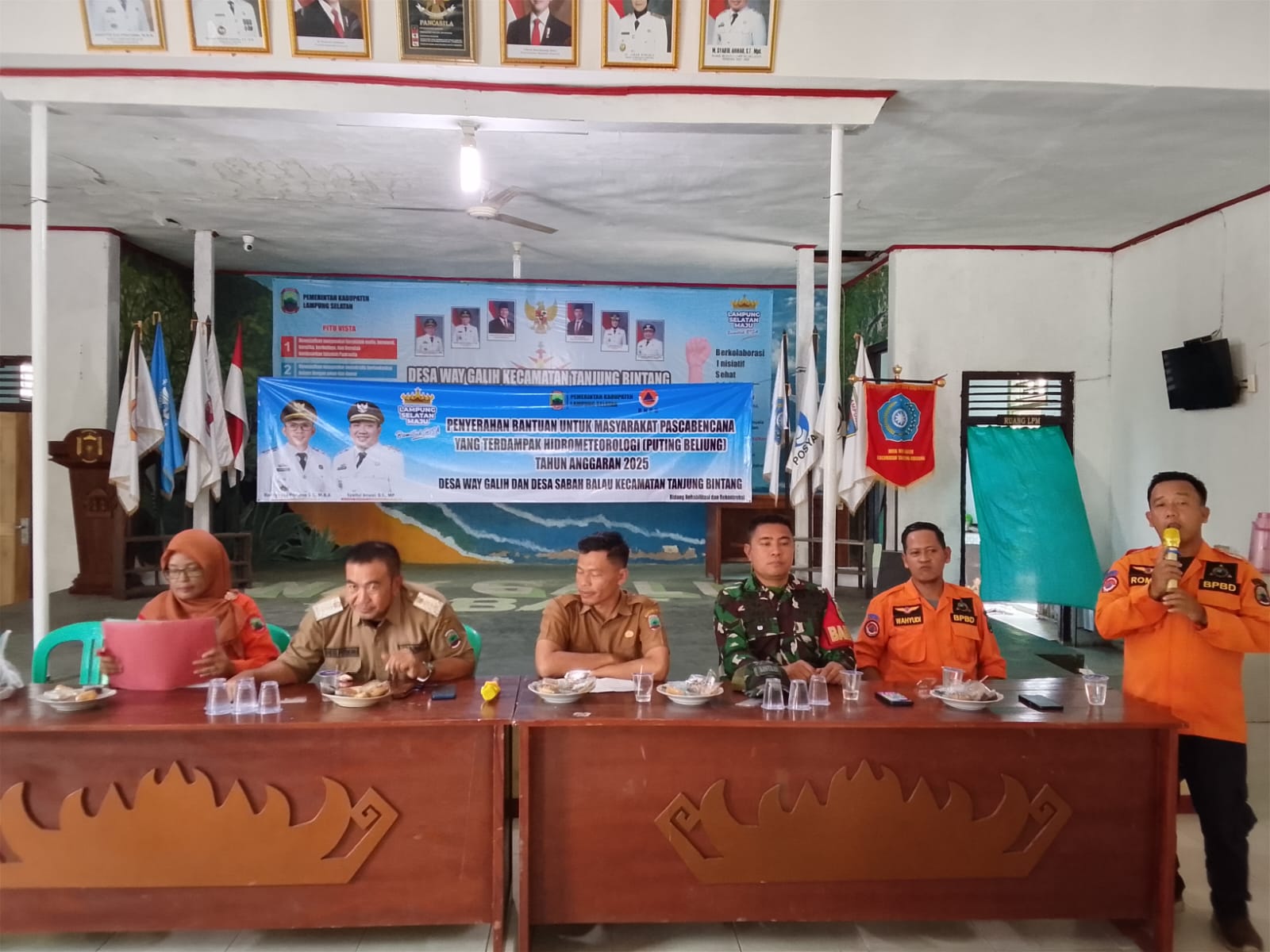 BPBD Lampung Selatan Salurkan Bantuan Tunai ke 208 KK di Dua Desa